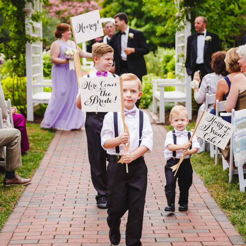 18-Set of 3 Here Comes the Bride Signs