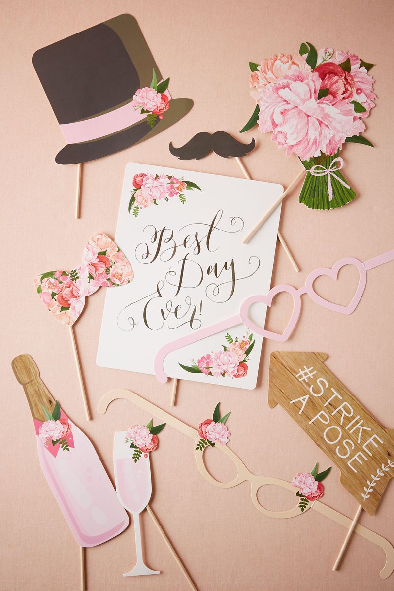 08-Photobooth Floral Prop Kit