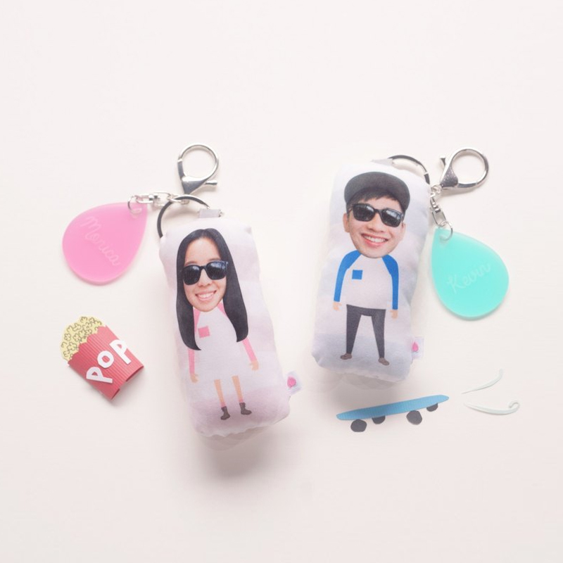 12-Custom portrait keychain