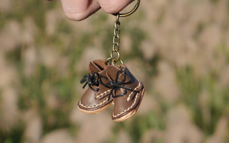 15-Mini boots keychains